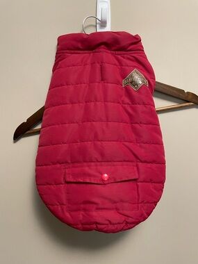 Beaver Canoe Red Quilted Velcro Dog puffer Vest Size Medium